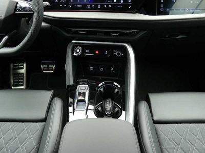 Audi Q5 Sportback 2.0 tdi mhev+ Launch Edition S line quattro 204cv s-tronic (18)