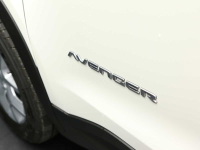 Jeep Avenger 1.2 turbo Altitude fwd 100cv (18)