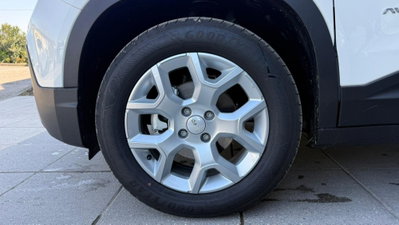 Jeep Avenger 1.2 turbo Altitude fwd 100cv (7)