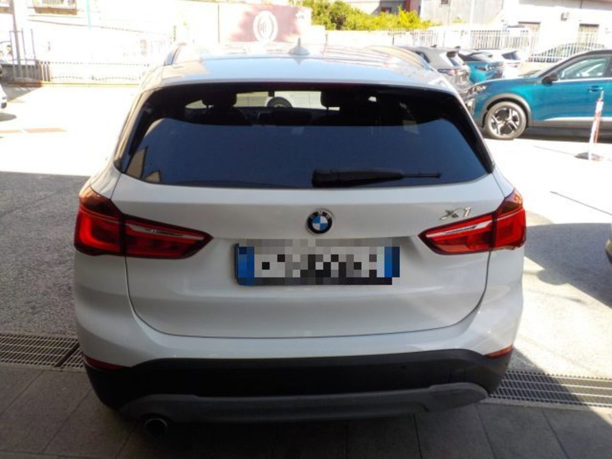 BMW X1 xDrive18d Business Advantage (10)