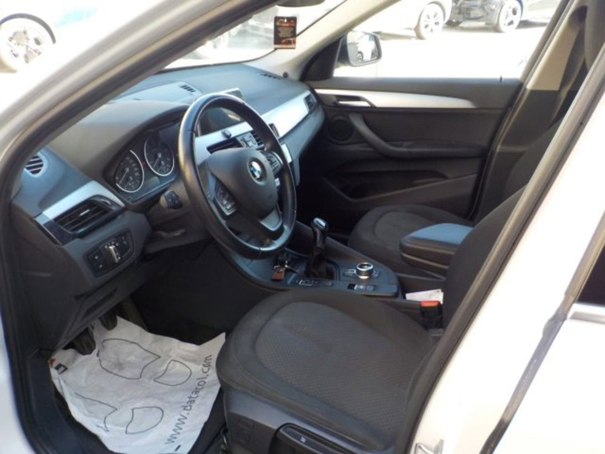 BMW X1 xDrive18d Business Advantage (3)