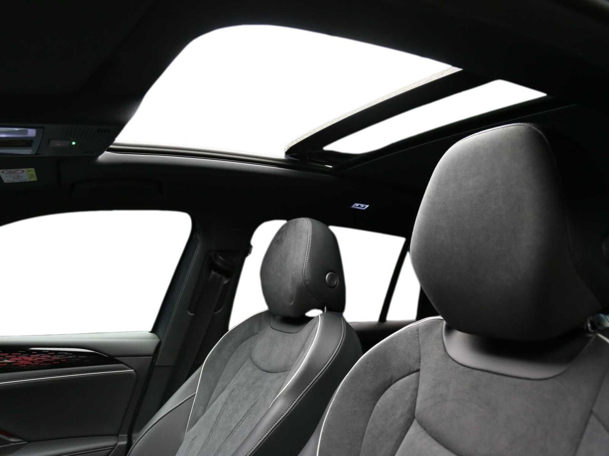 Volkswagen Tiguan 1.5 etsi Elegance 150cv dsg (12)