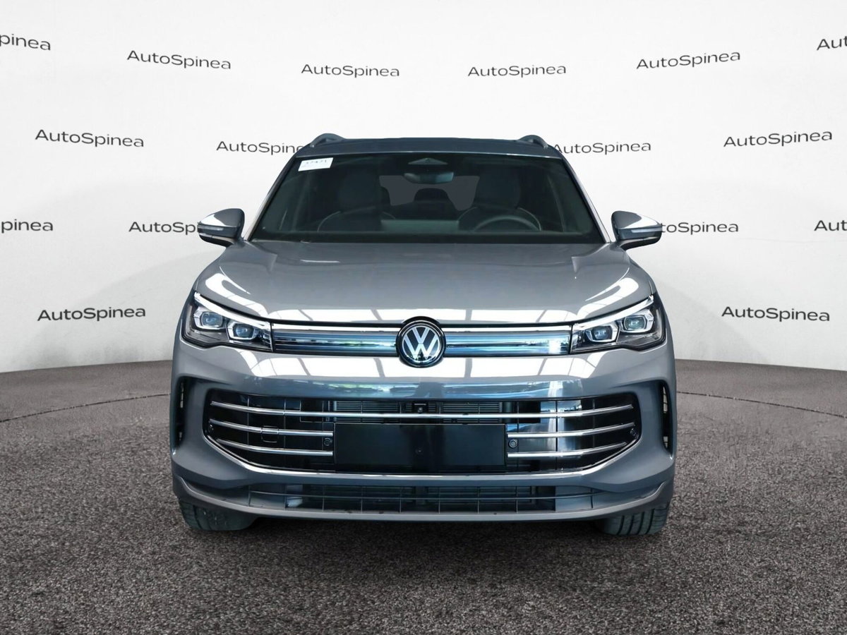 Volkswagen Tiguan 1.5 etsi Elegance 150cv dsg (3)