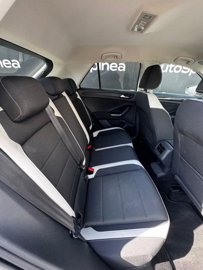 Volkswagen T-Roc 1.6 TDI SCR Advanced BlueMotion Technology (16)