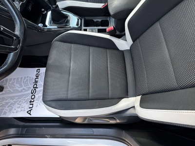 Volkswagen T-Roc 1.6 TDI SCR Advanced BlueMotion Technology (9)