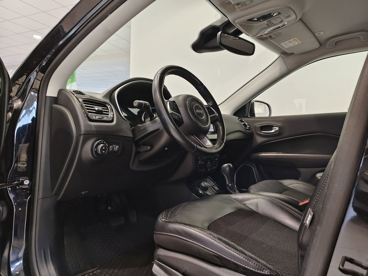 Jeep Compass 2.0 Multijet II aut. 4WD Limited (19)