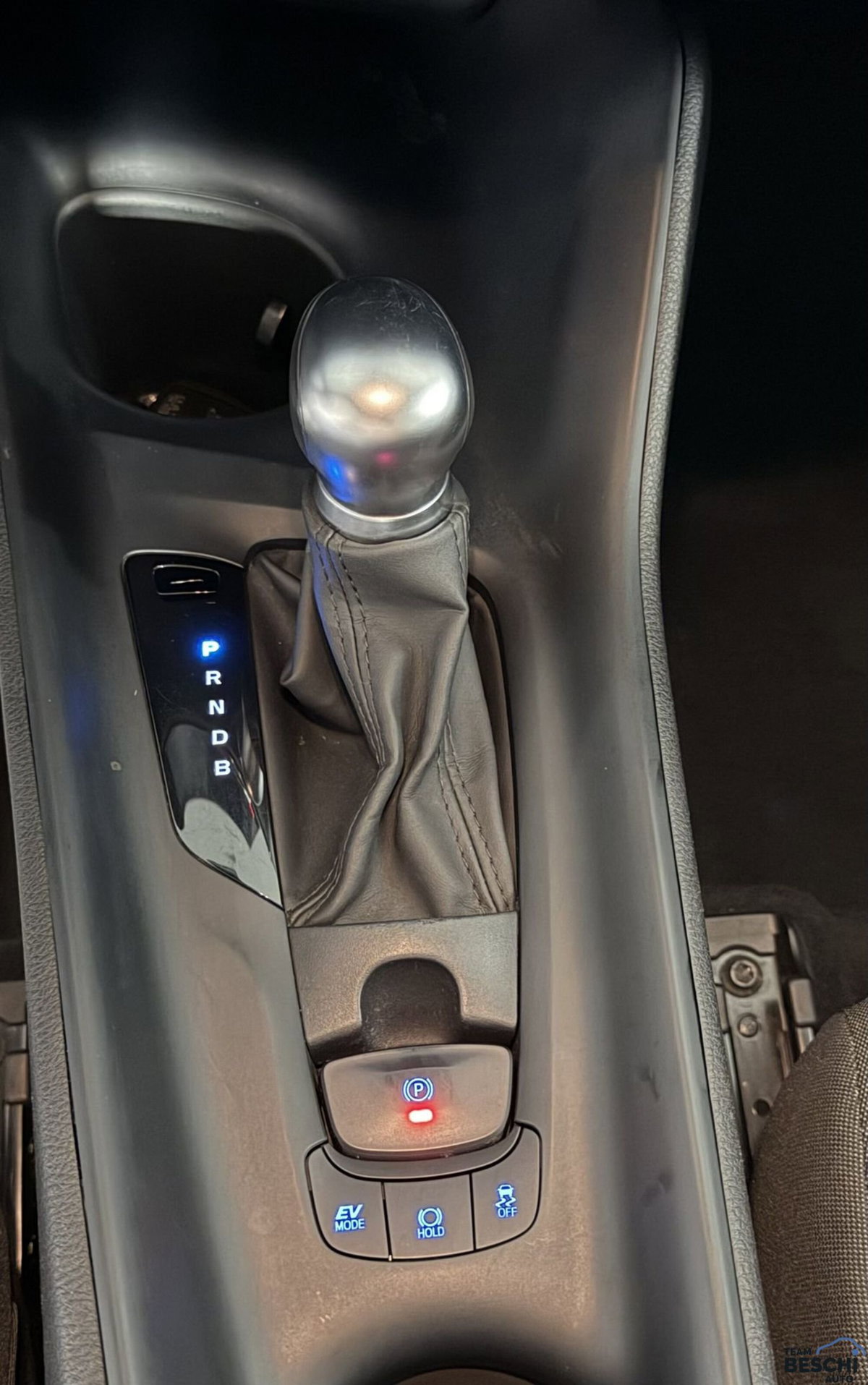 Toyota Toyota C-HR 1.8 Hybrid E-CVT Active (10)