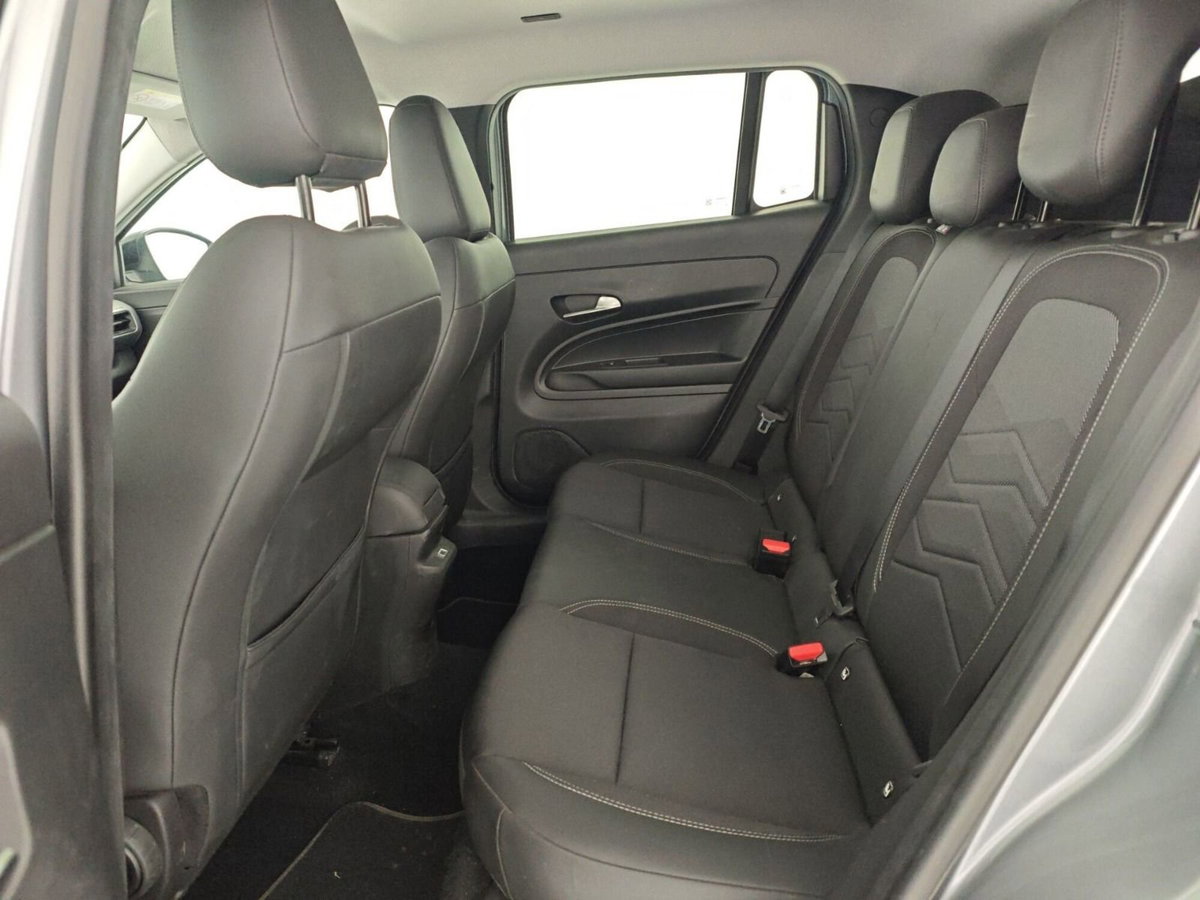 Jeep Avenger 1.2 turbo e-hybrid mhev Summit fwd 110cv edct6 (11)
