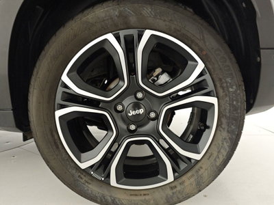 Jeep Avenger 1.2 turbo e-hybrid mhev Summit fwd 110cv edct6 (6)