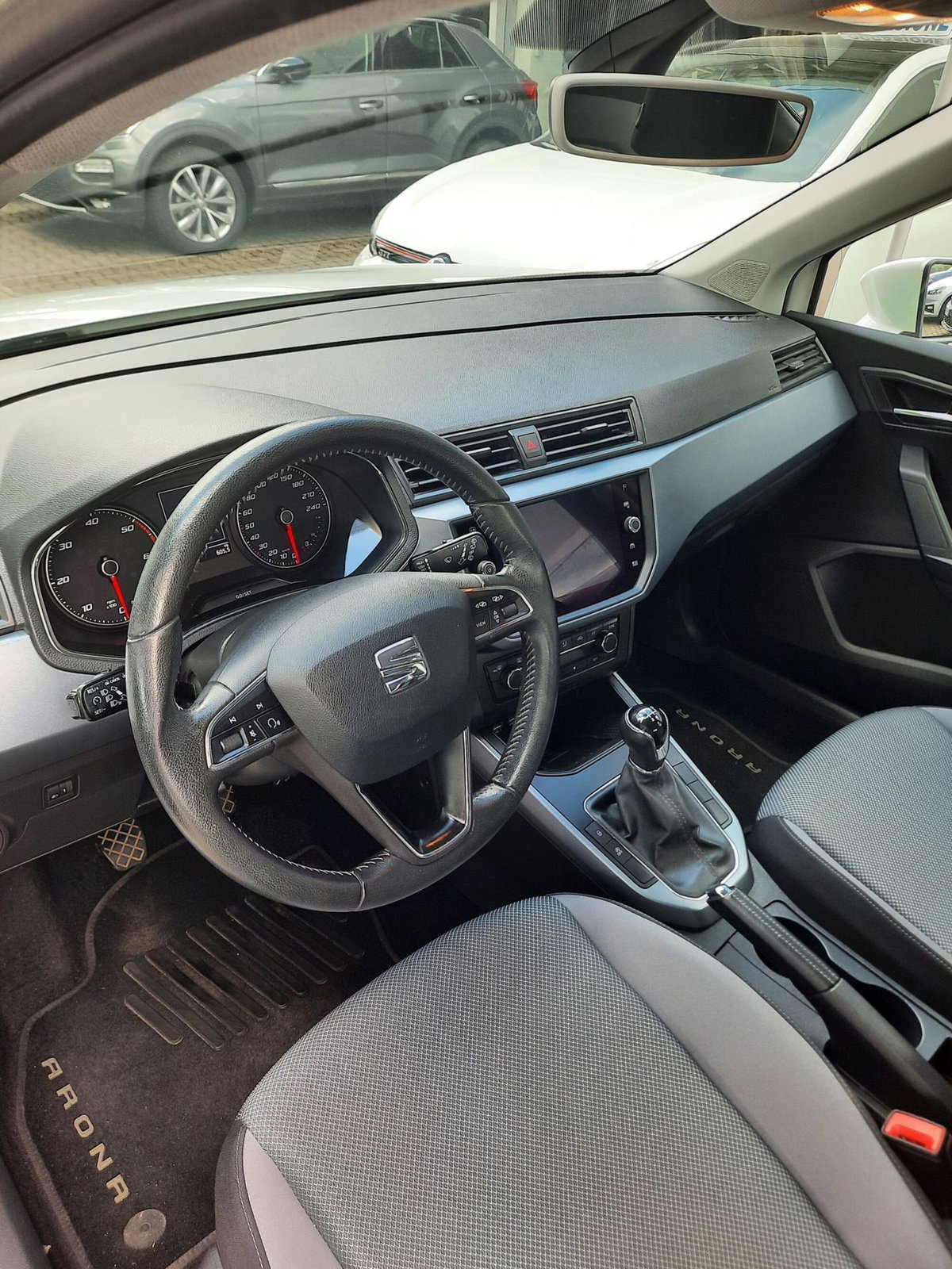 SEAT Arona 1.6 TDI 95 CV DSG Style (7)