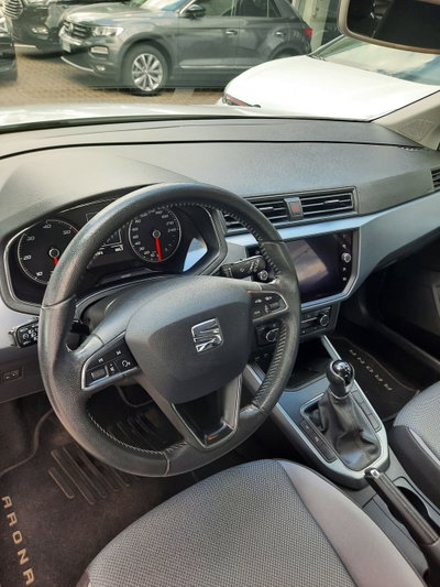 SEAT Arona 1.6 TDI 95 CV DSG Style (8)