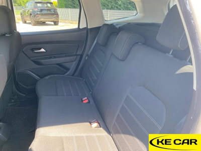Dacia Duster 1.0 TCe 100 CV ECO-G 4x2 Prestige (9)