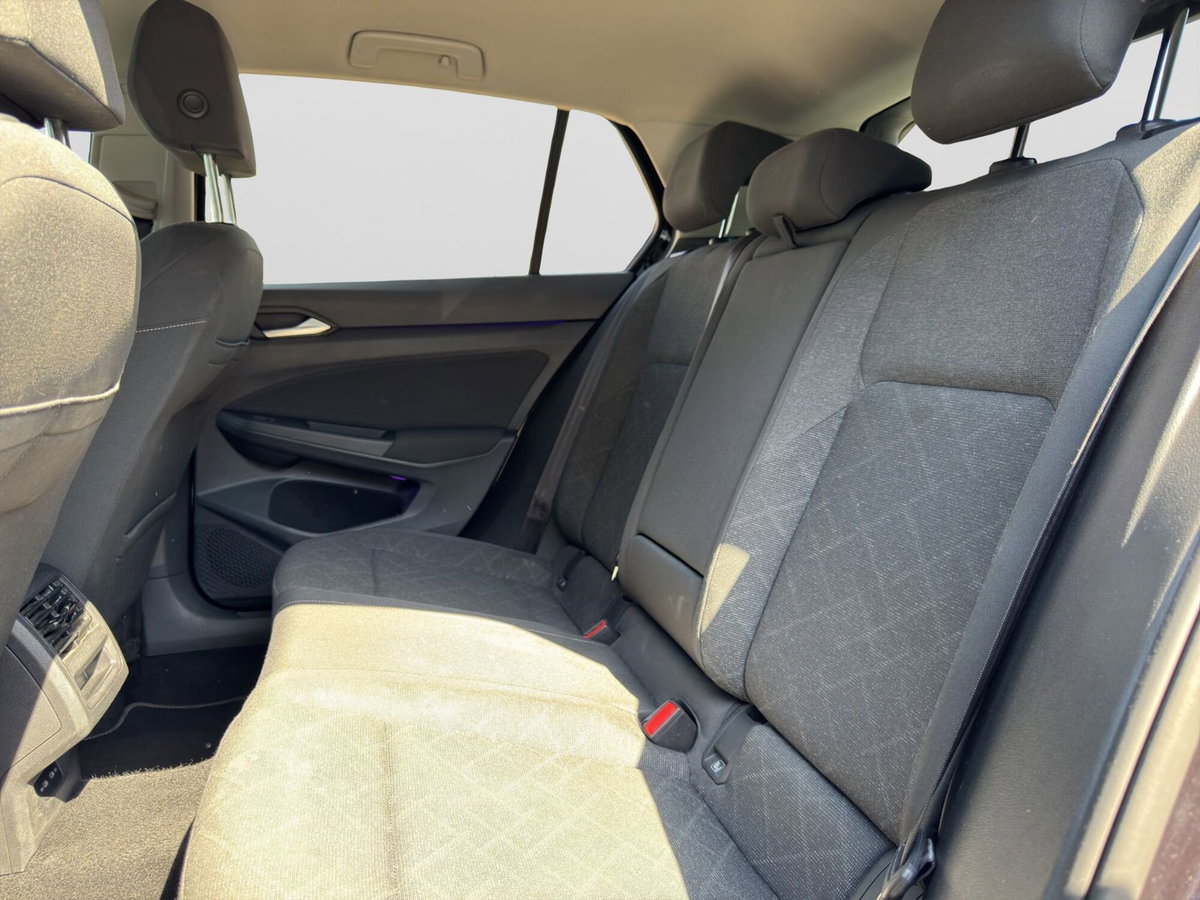 Volkswagen Golf 1.5 eTSI 130 CV EVO ACT DSG Life (13)