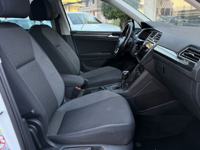 Volkswagen Tiguan 2.0 tdi R-Line 150cv dsg (18)