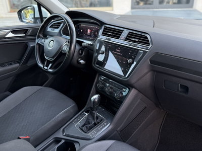 Volkswagen Tiguan 2.0 tdi R-Line 150cv dsg (19)