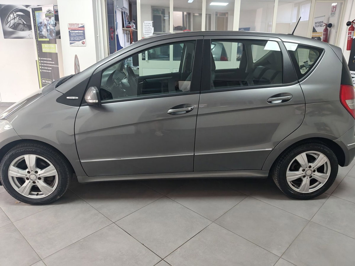 Mercedes-Benz Classe A 180 CDI Executive (10)