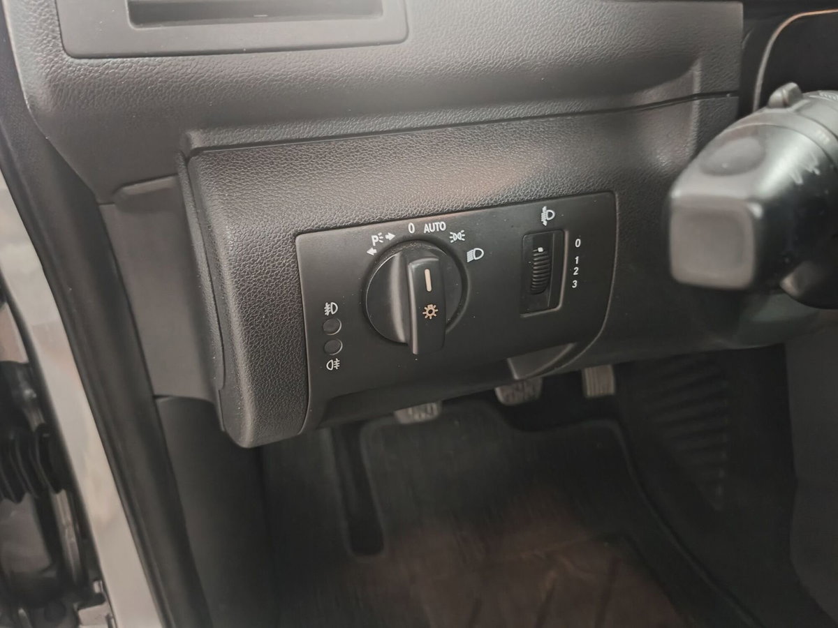 Mercedes-Benz Classe A 180 CDI Executive (12)