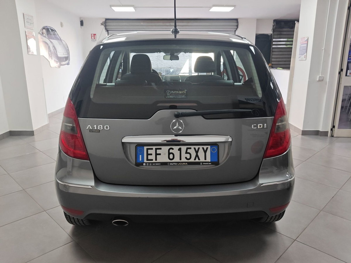 Mercedes-Benz Classe A 180 CDI Executive (4)