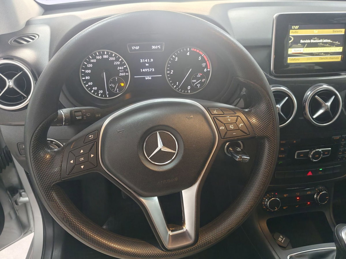 Mercedes-Benz Classe B 180 CDI Executive (12)