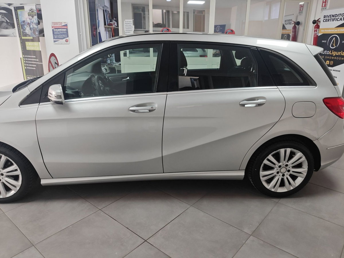 Mercedes-Benz Classe B 180 CDI Executive (3)