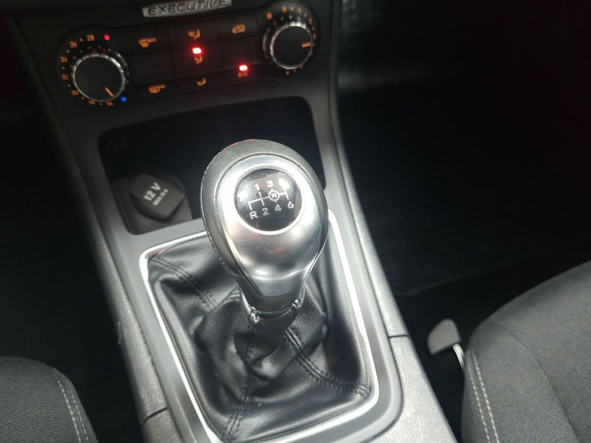 Mercedes-Benz Classe B 180 CDI Executive (8)