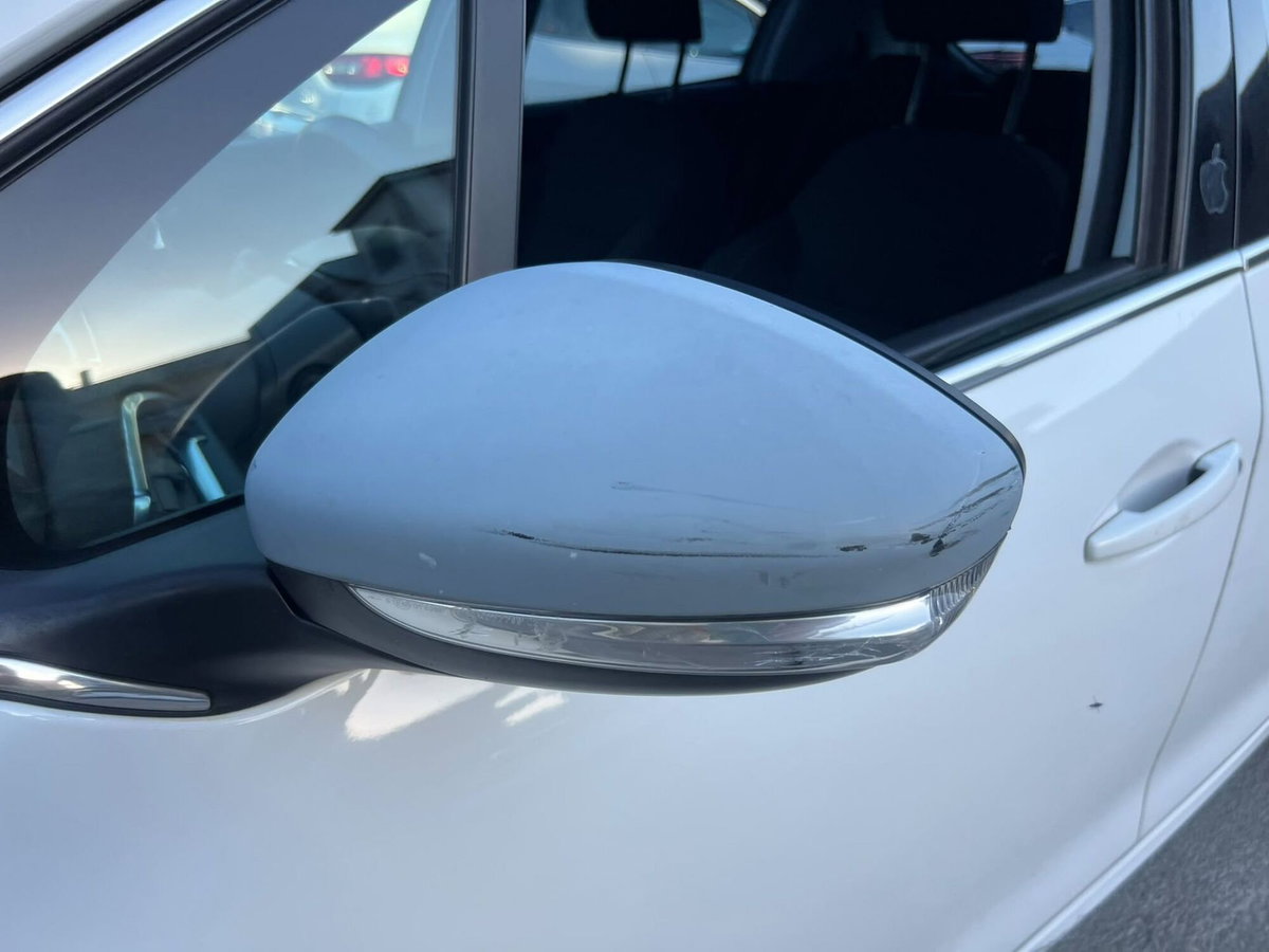 Peugeot 208 82 5 porte Allure (17)