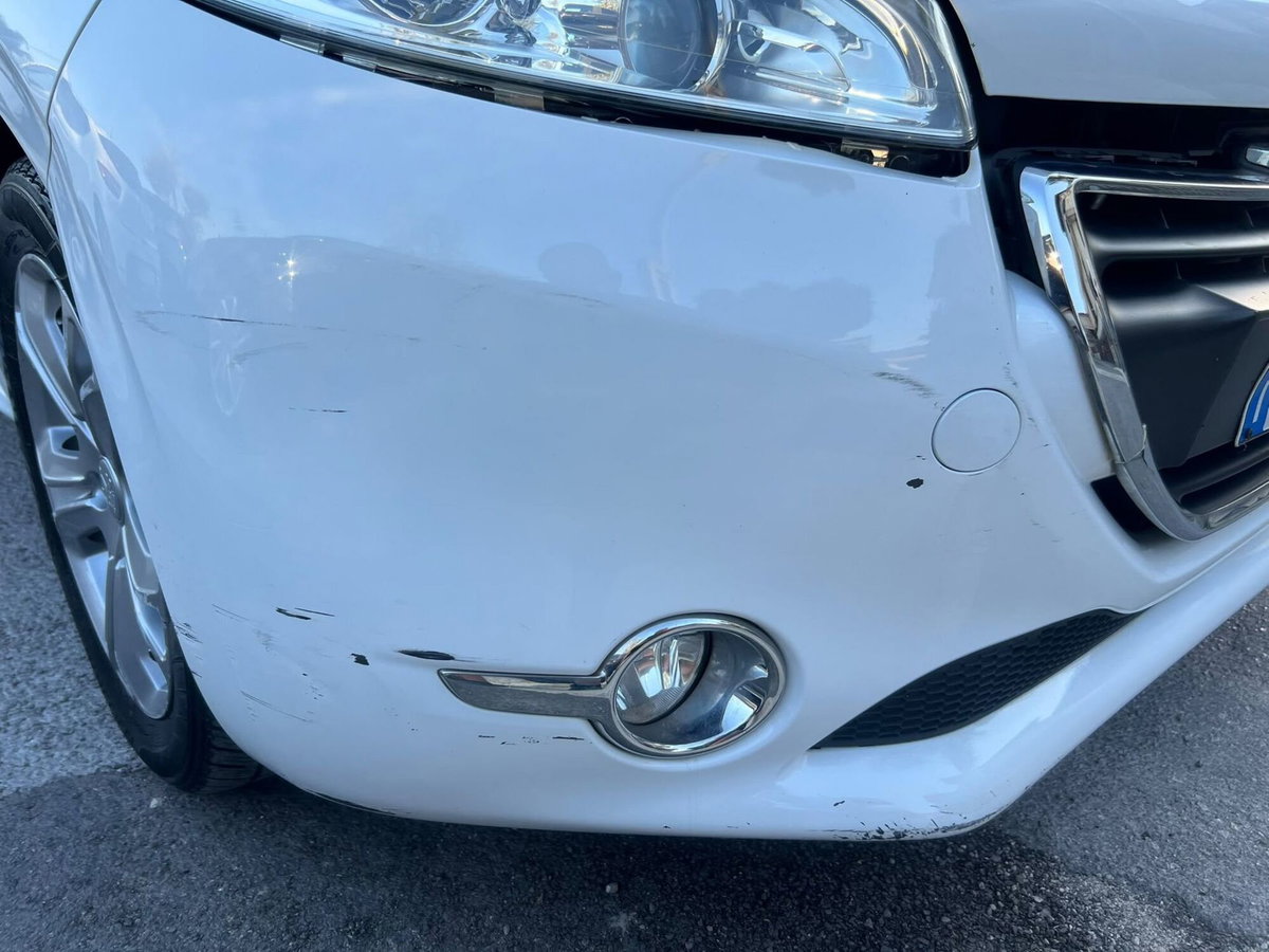 Peugeot 208 82 5 porte Allure (19)