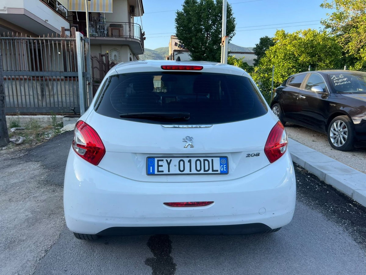 Peugeot 208 82 5 porte Allure (3)