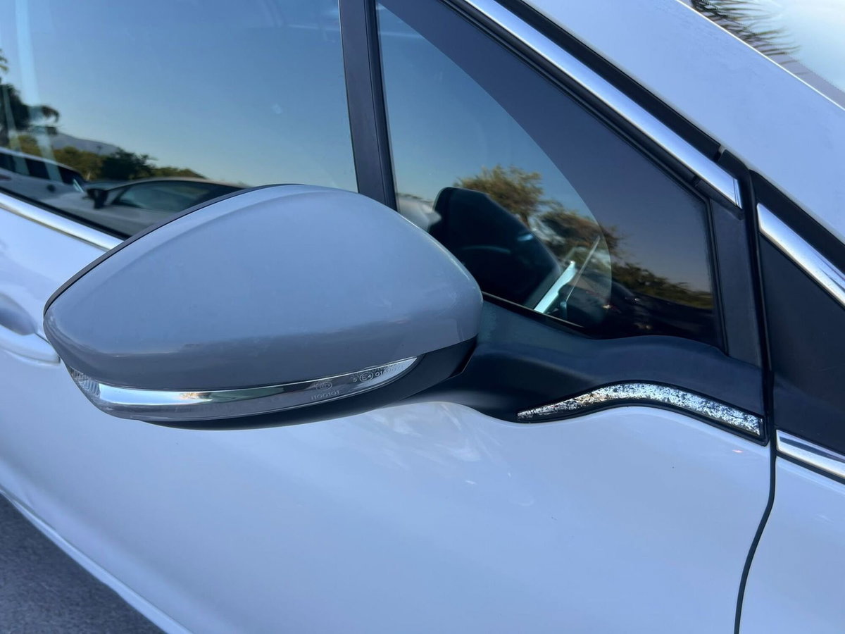 Peugeot 208 82 5 porte Allure (5)