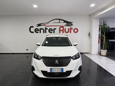 Peugeot 2008 PureTech 100 S&S Allure Navi Pack (2)
