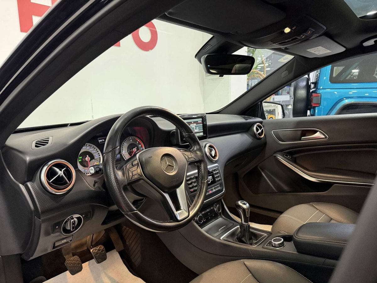 Mercedes-Benz Classe A 180 CDI Sport (13)