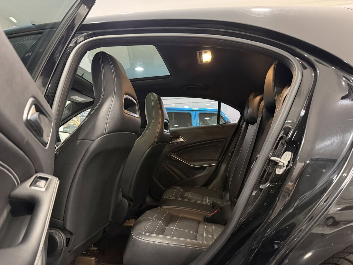 Mercedes-Benz Classe A 180 CDI Sport (8)