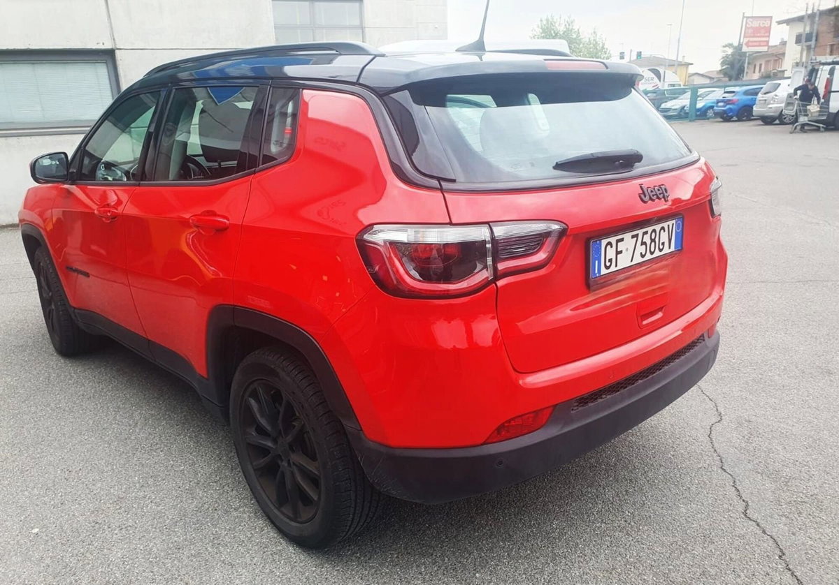 Jeep Compass 1.3 Turbo T4 2WD Night Eagle (4)