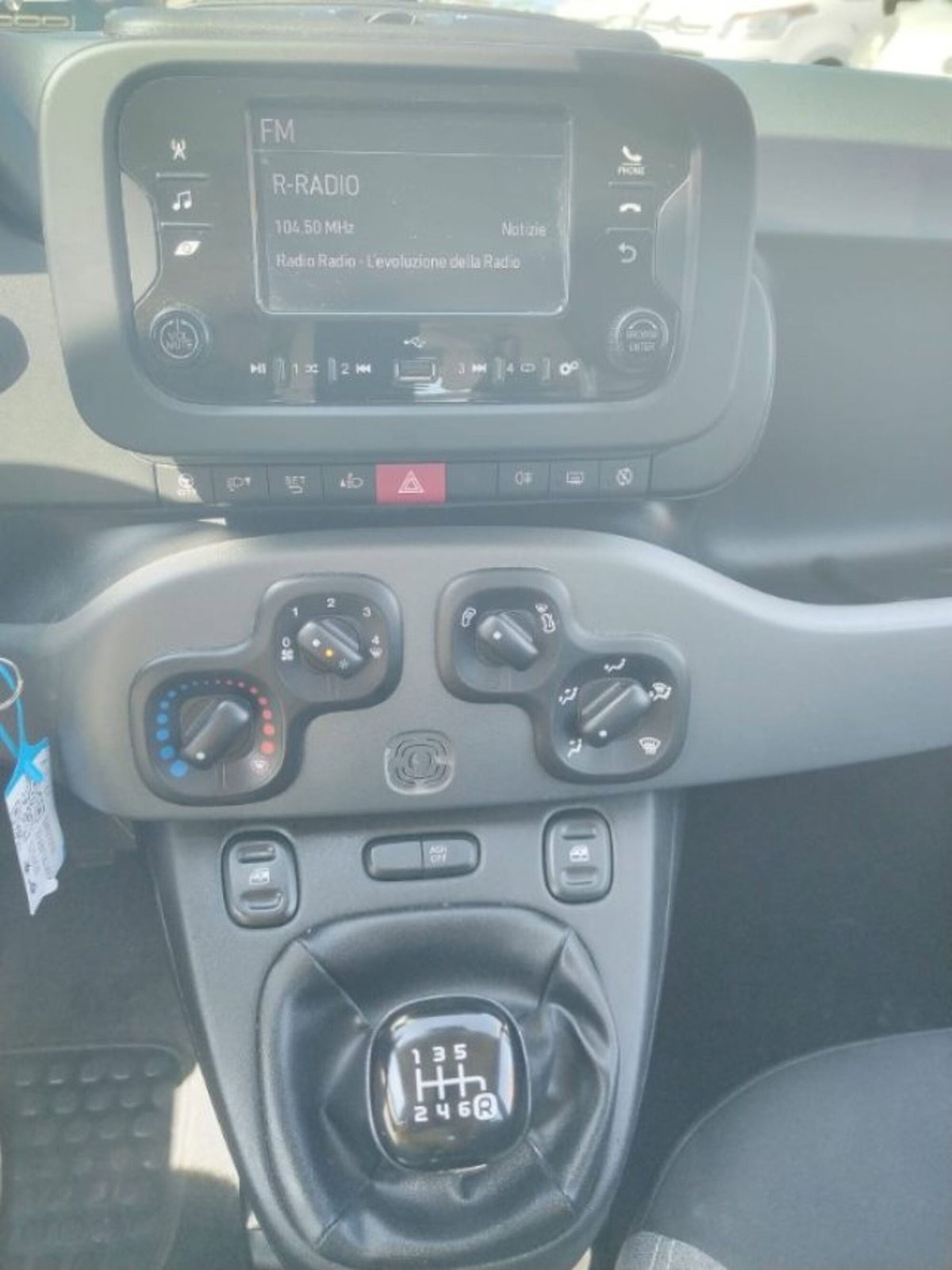 Fiat Panda 1.0 firefly hybrid s&s 70cv 5p.ti (11)