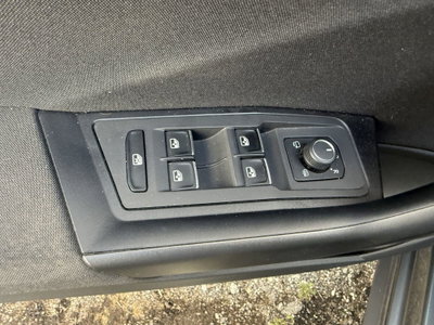 Volkswagen T-Roc 1.0 TSI Style (10)