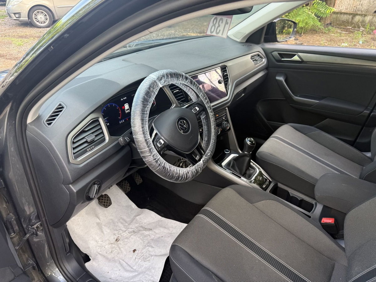 Volkswagen T-Roc 1.0 TSI Style (7)