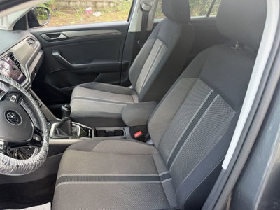 Volkswagen T-Roc 1.0 TSI Style (8)