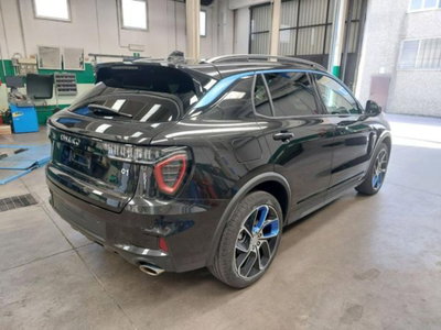 Lynk & Co 01 01 1.5 td phev (3)
