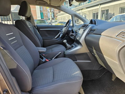 Toyota Verso 1.6 D-4D Active (11)