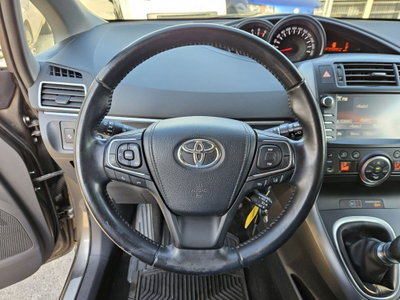 Toyota Verso 1.6 D-4D Active (13)