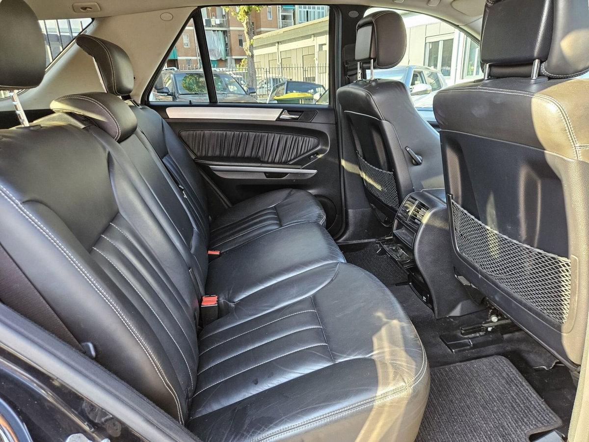 Mercedes-Benz Classe ML 280 CDI Sport (12)