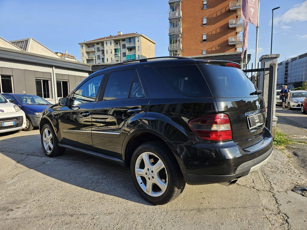 Mercedes-Benz Classe ML 280 CDI Sport (5)