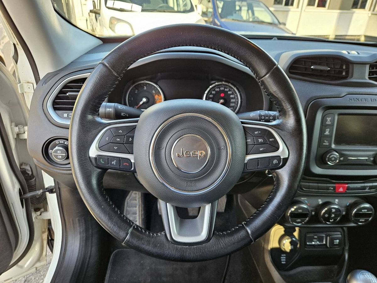 Jeep Renegade 2.0 Mjt 140CV 4WD Active Drive Limited (13)