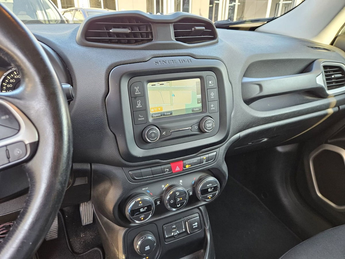 Jeep Renegade 2.0 Mjt 140CV 4WD Active Drive Limited (14)