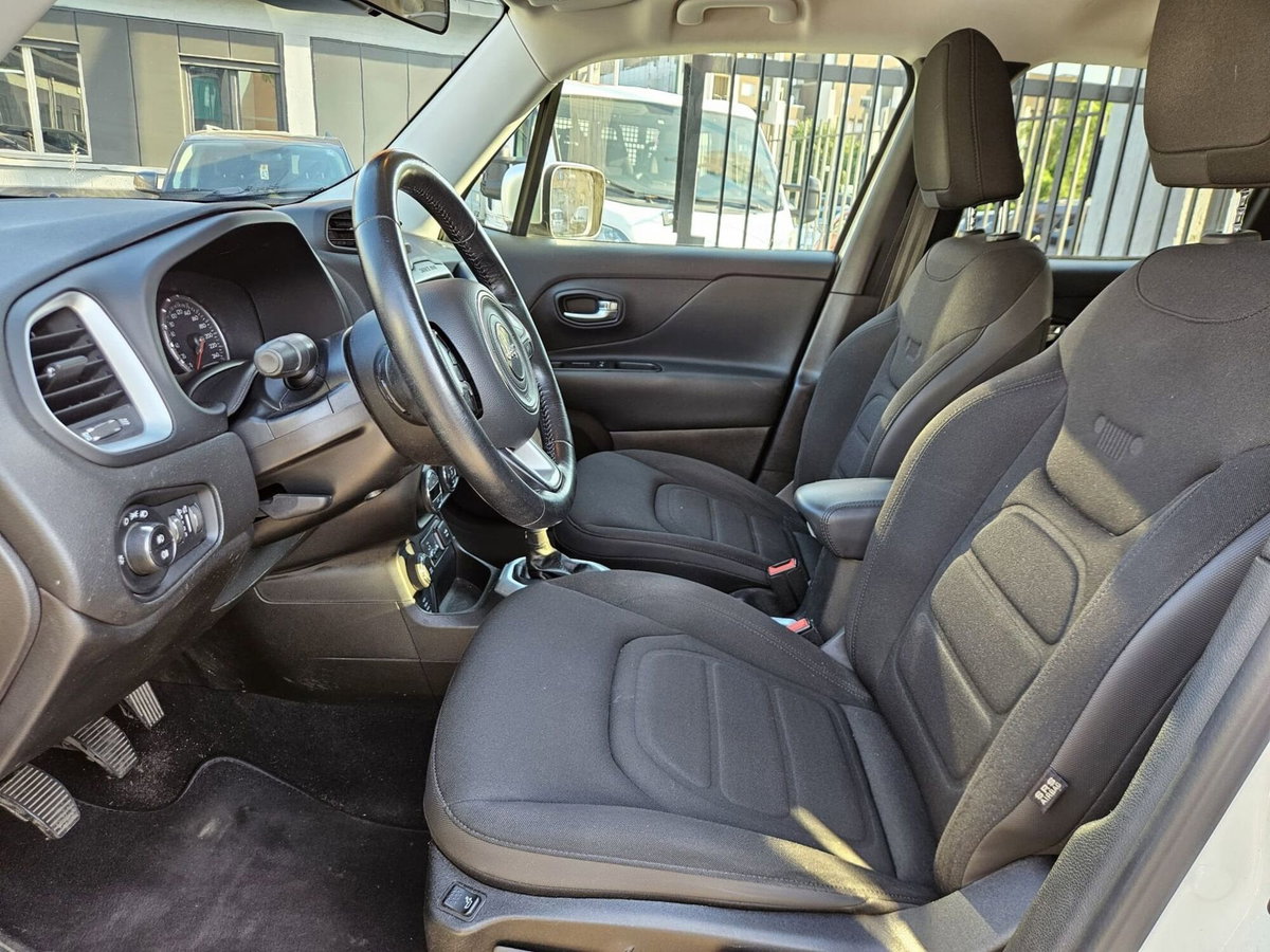 Jeep Renegade 2.0 Mjt 140CV 4WD Active Drive Limited (7)