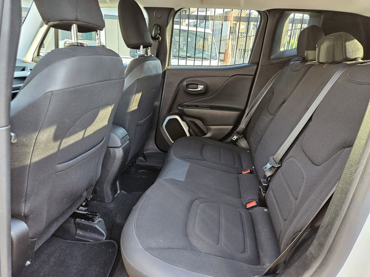Jeep Renegade 2.0 Mjt 140CV 4WD Active Drive Limited (8)