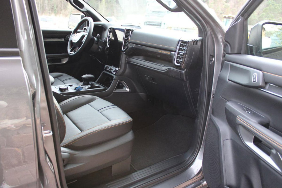 Ford Ranger Pick-up 3.0 ecoblue doppia cabina Wildtrak awd 240cv auto (17)