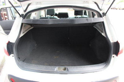 Nissan Qashqai 1.6 dCi 4WD Tekna (12)