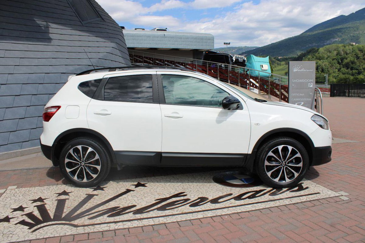 Nissan Qashqai 1.6 dCi 4WD Tekna (5)