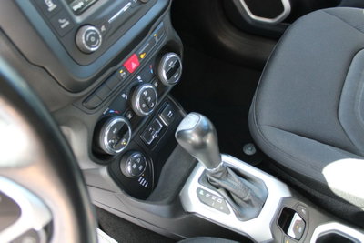 Jeep Renegade 2.0 Mjt 140CV 4WD Active Drive Opening Edition (12)